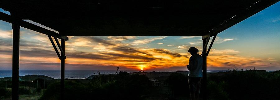 calisthenics beach lodge 2016 glamping, uitzicht beach lodge bij zonsondergang